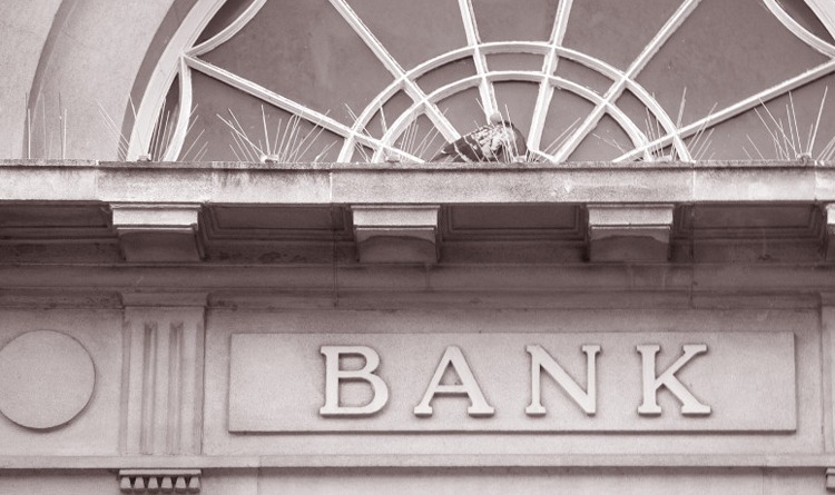 Unternehmensberatung für Banken: Bewährte Bankinstitute vs. neue Finanzplayer